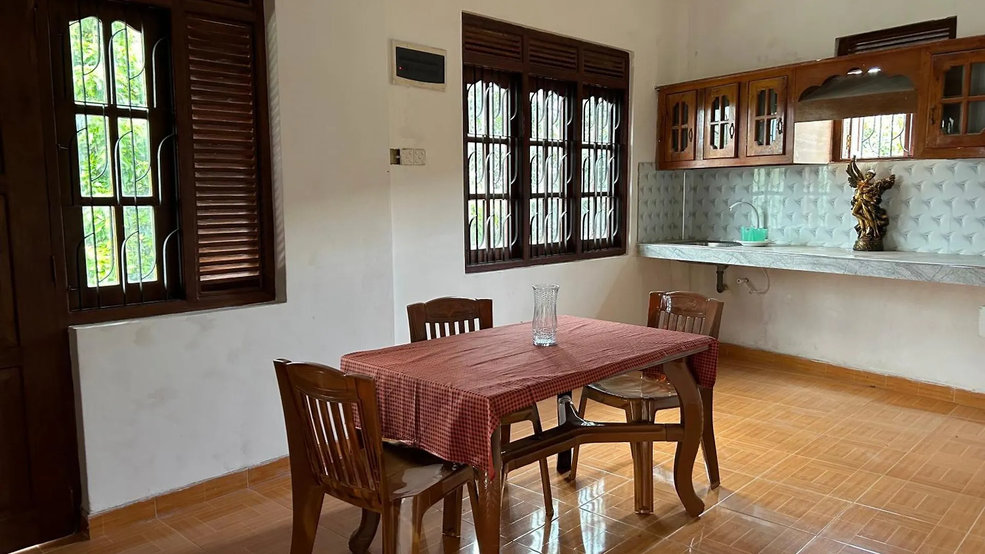 Homestay V.S.Maha Rest Home Kandy