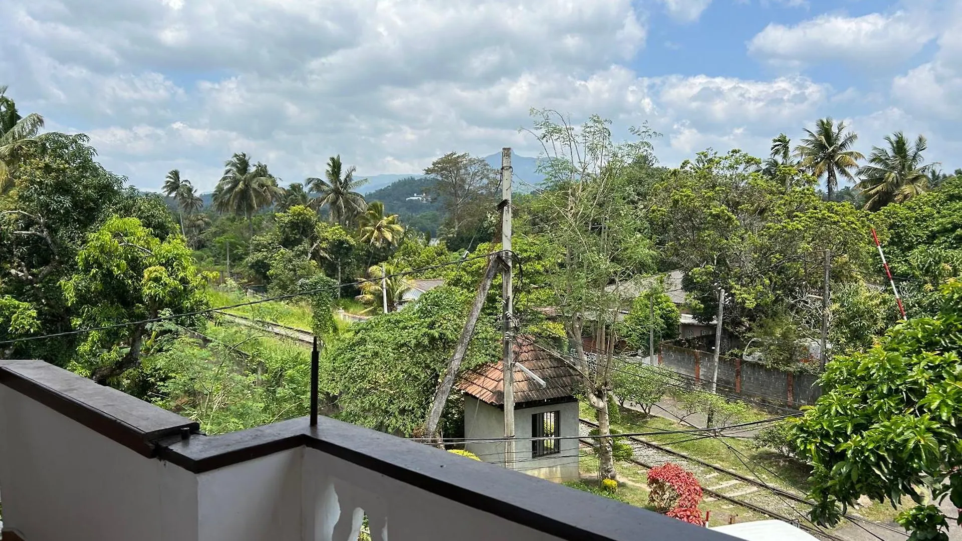 V.S.Maha Rest Home Kandy Homestay